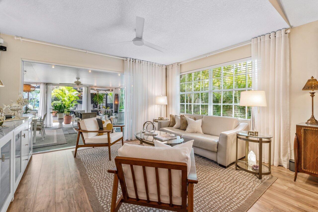 8286 Old Forest Road, Palm Beach Gardens