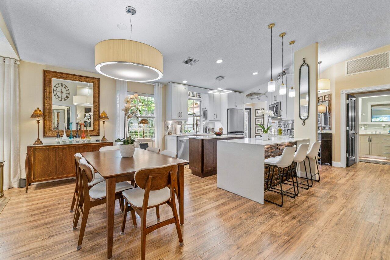 8286 Old Forest Road, Palm Beach Gardens