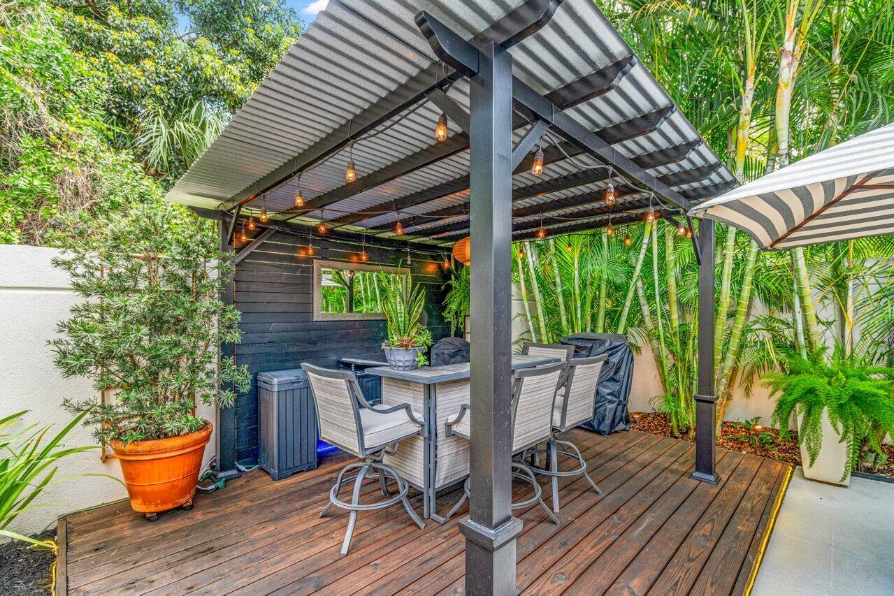 8286 Old Forest Road, Palm Beach Gardens
