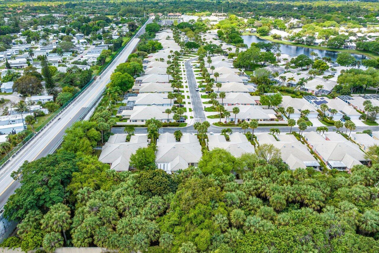 8286 Old Forest Road, Palm Beach Gardens