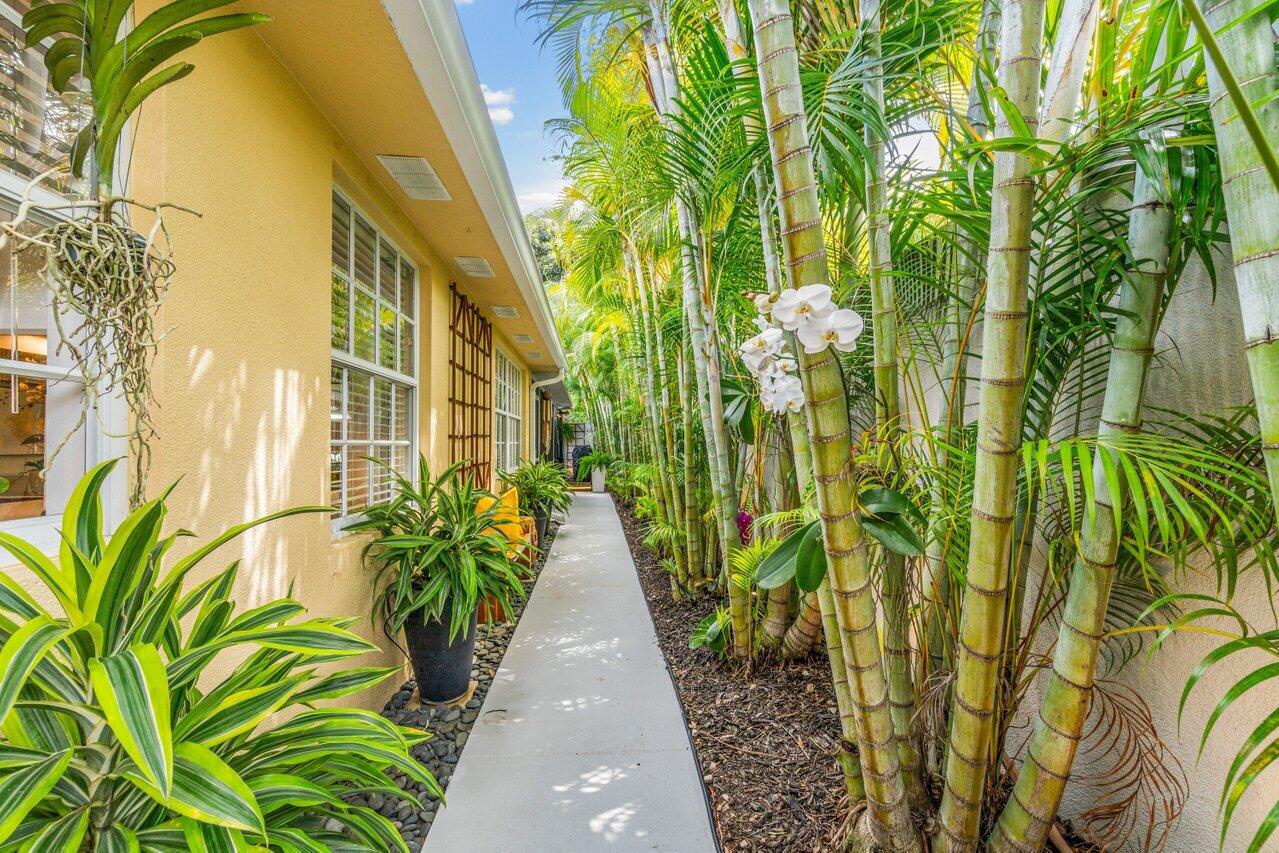8286 Old Forest Road, Palm Beach Gardens