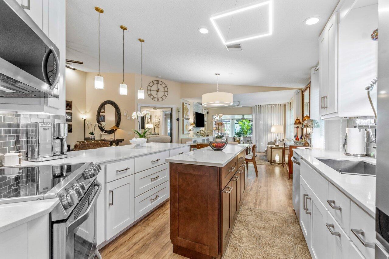 8286 Old Forest Road, Palm Beach Gardens