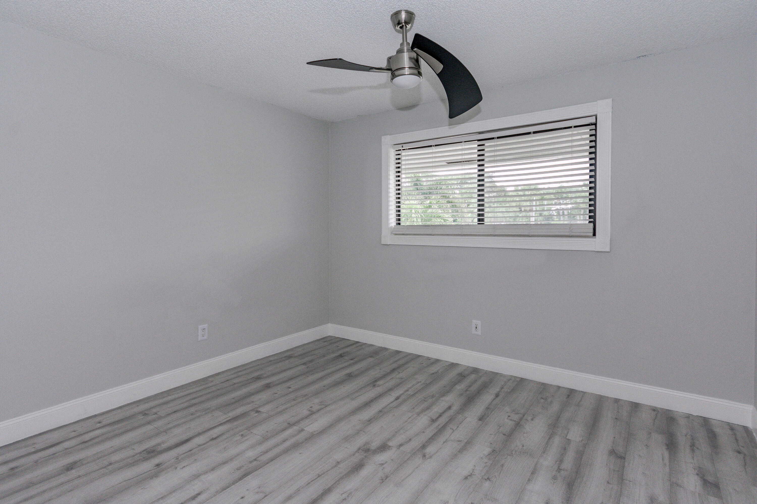 326 Northlake Drive 204