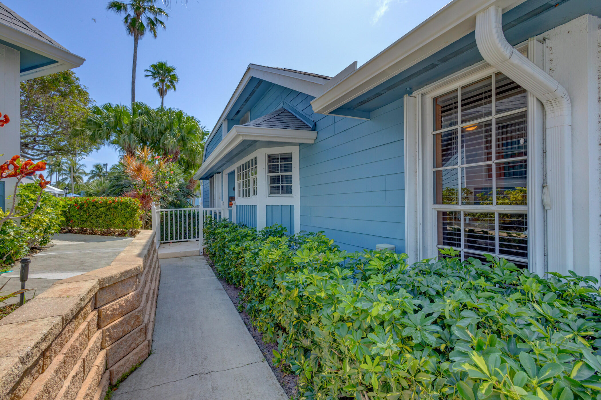 1508 Ocean Dunes Circle