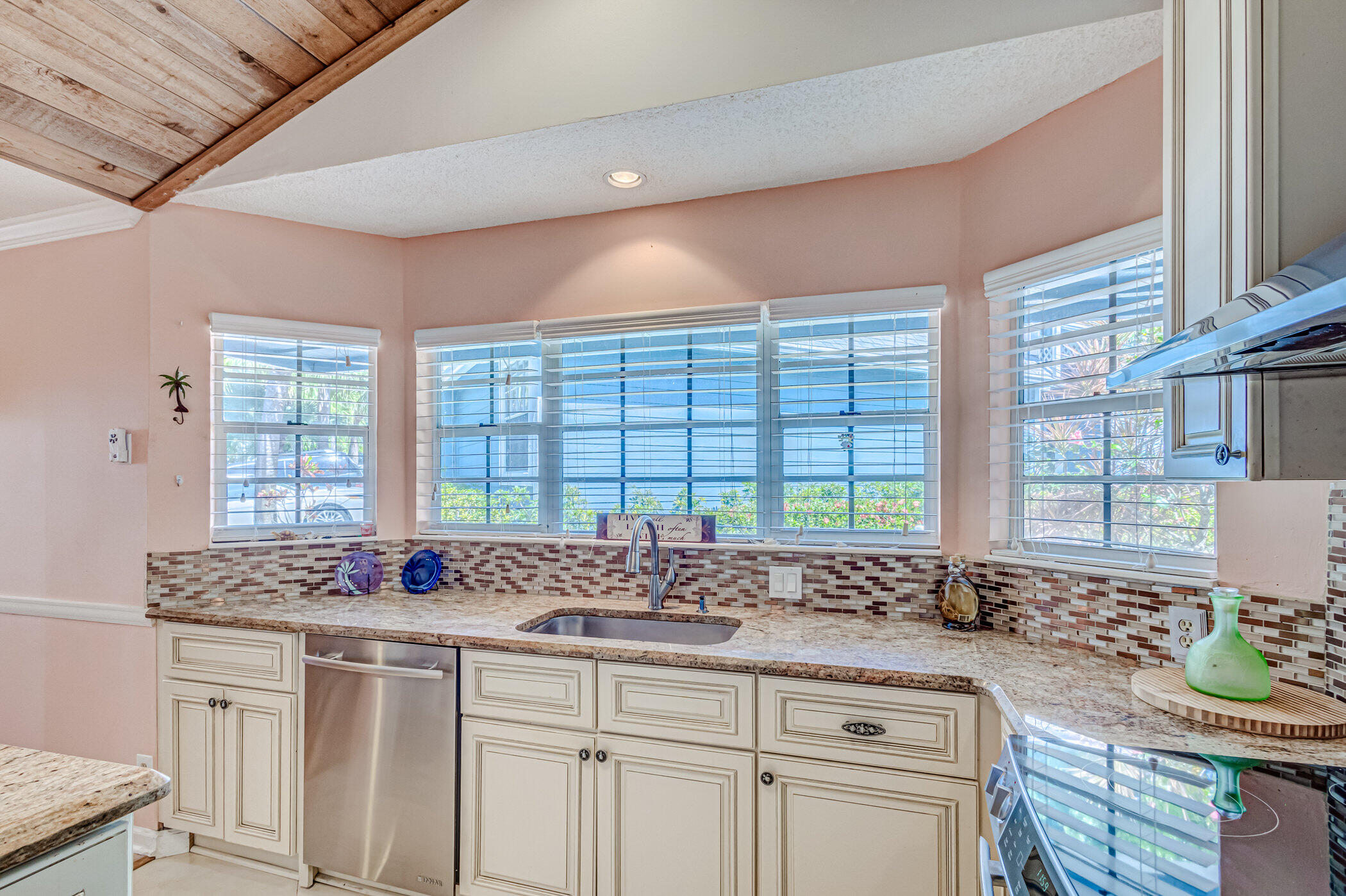 1508 Ocean Dunes Circle