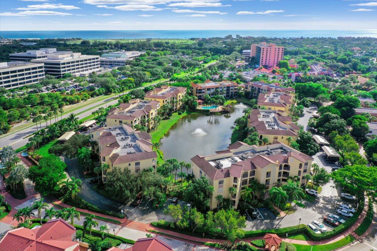 700 Uno Lago Drive 305