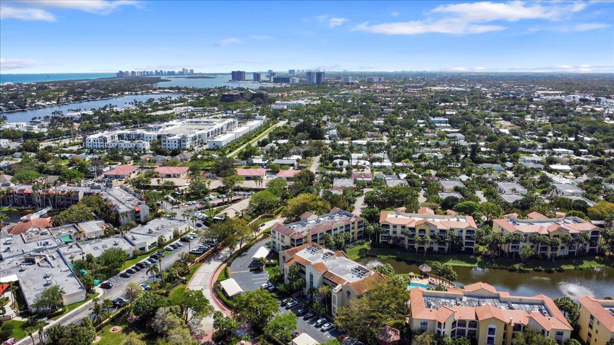 700 Uno Lago Drive 305