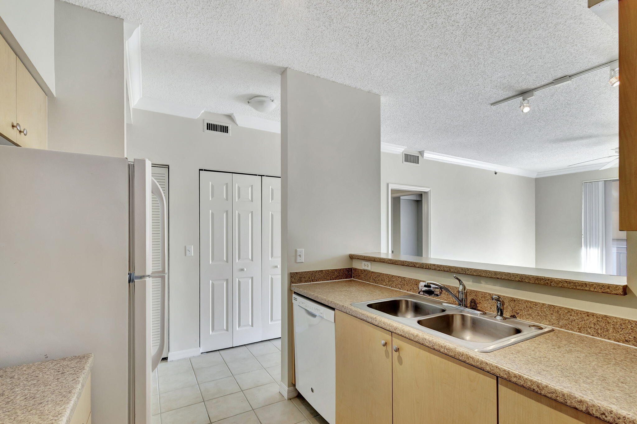 616 Clearwater Park Road 211