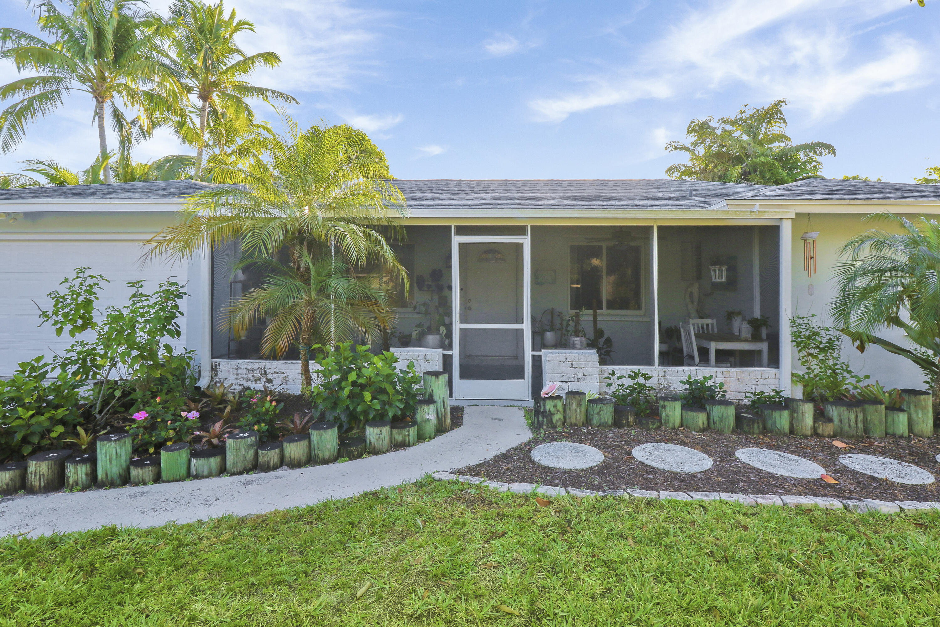 366 Maple Avenue