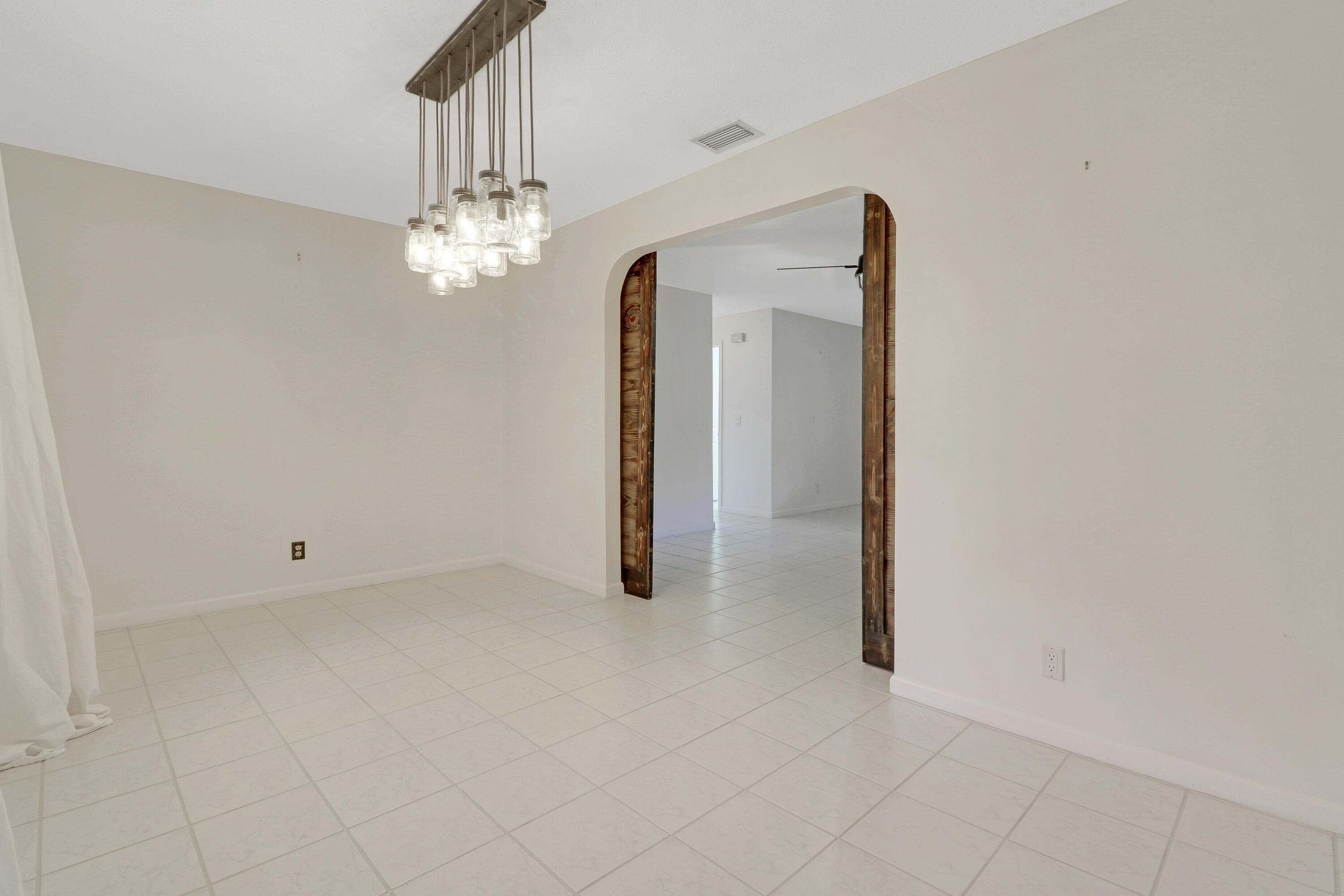 366 Maple Avenue