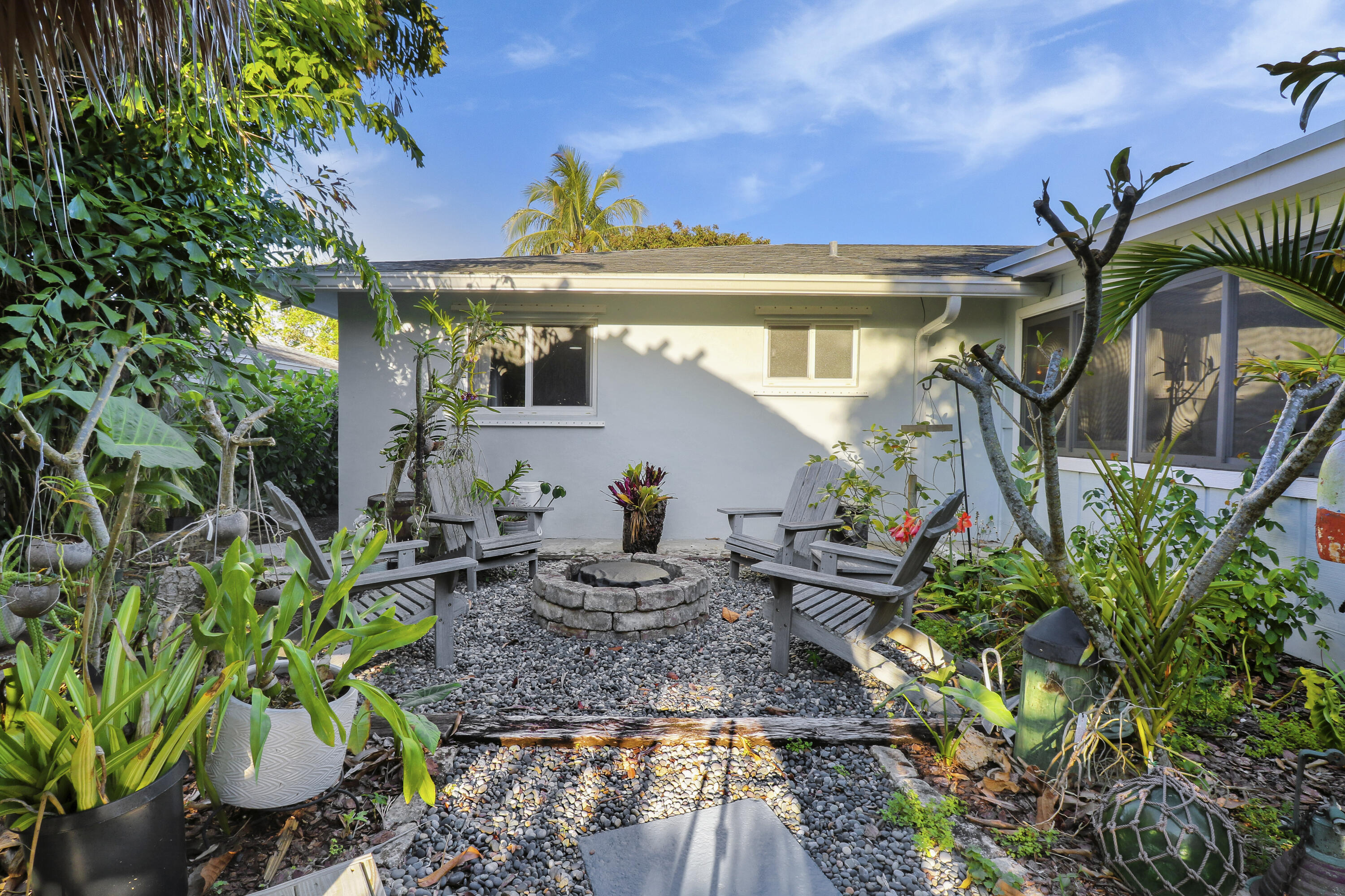366 Maple Avenue