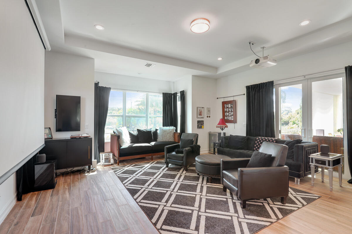 8184 SE Old Plantation Circle