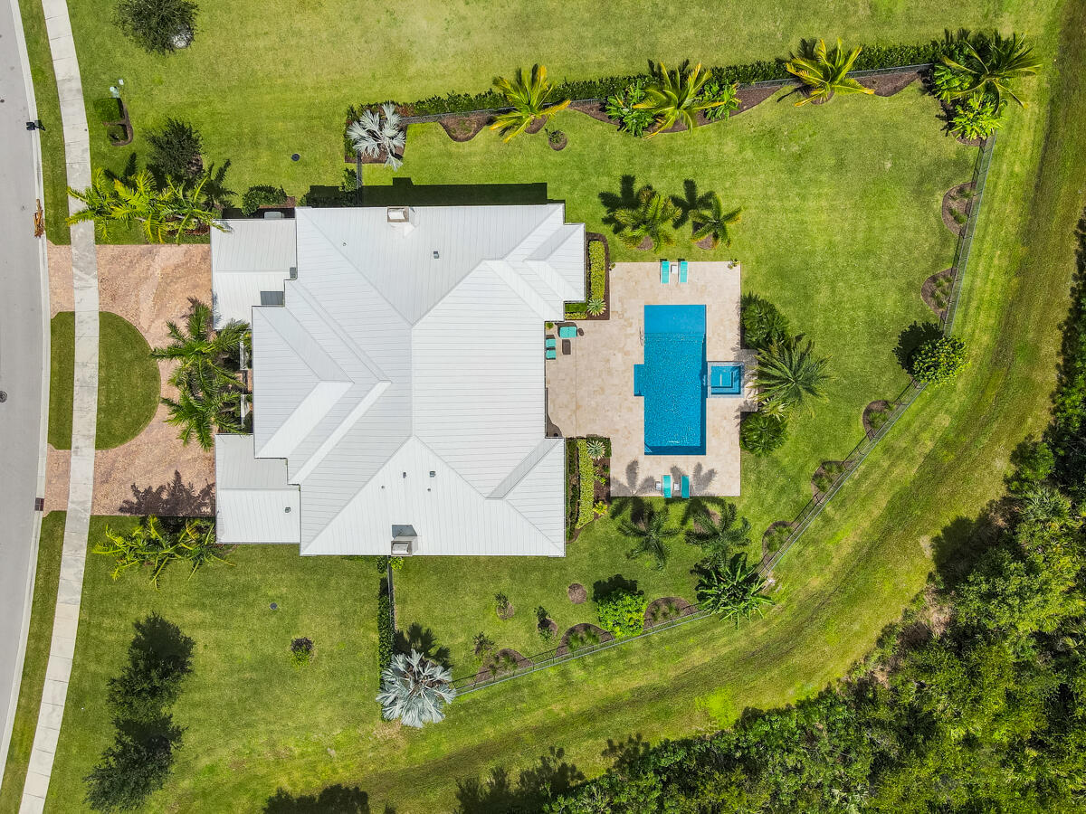 8184 SE Old Plantation Circle