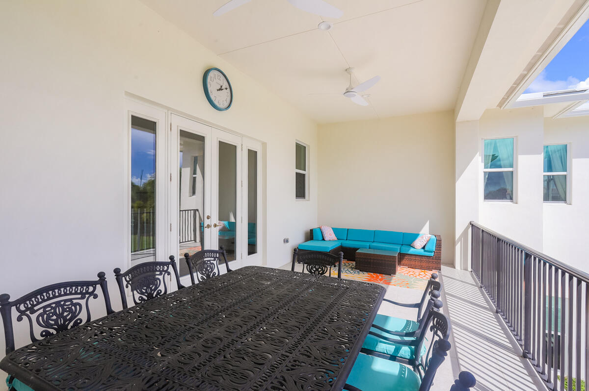 8184 SE Old Plantation Circle