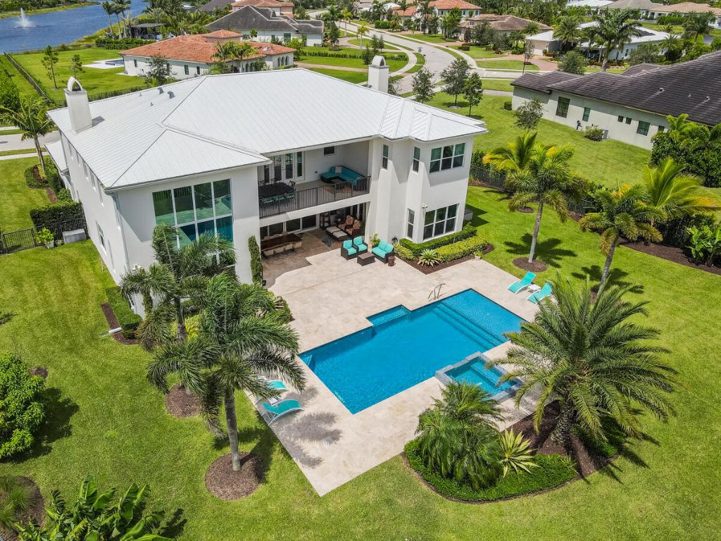 8184 SE Old Plantation Circle