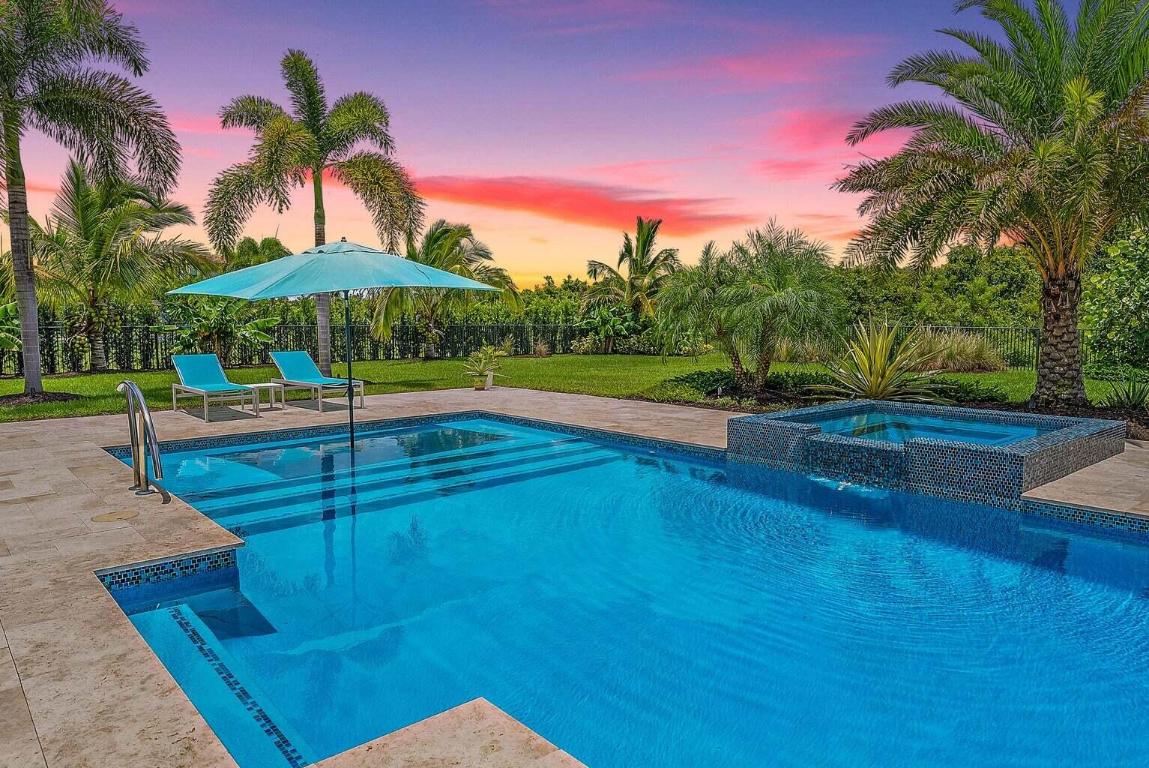 8184 SE Old Plantation Circle