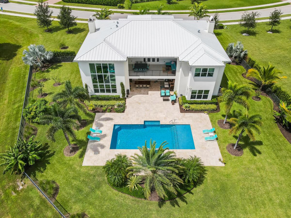 8184 SE Old Plantation Circle