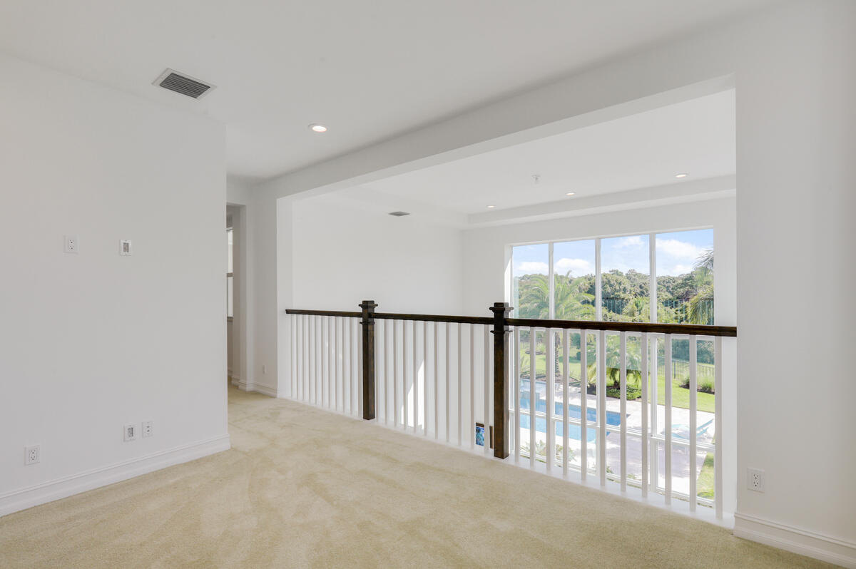 8184 SE Old Plantation Circle