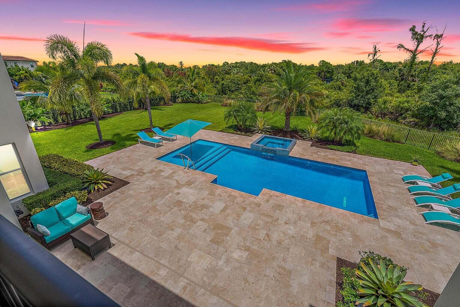 8184 SE Old Plantation Circle