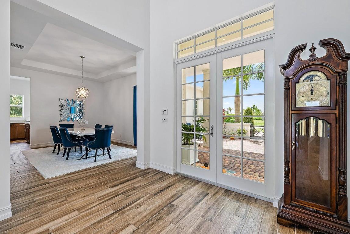 8184 SE Old Plantation Circle