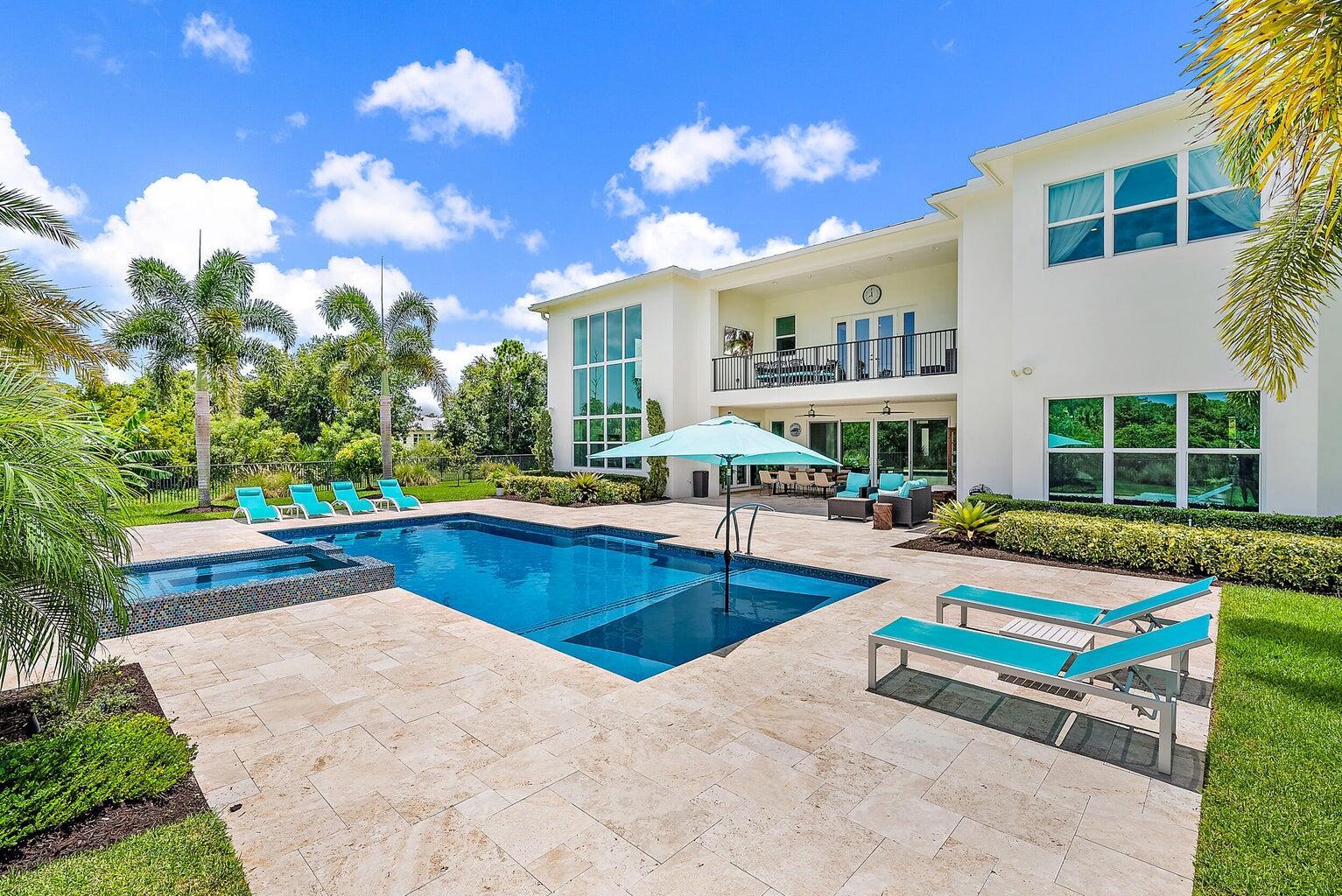 8184 SE Old Plantation Circle