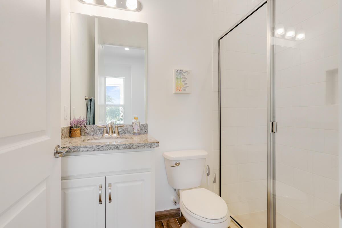 8184 SE Old Plantation Circle