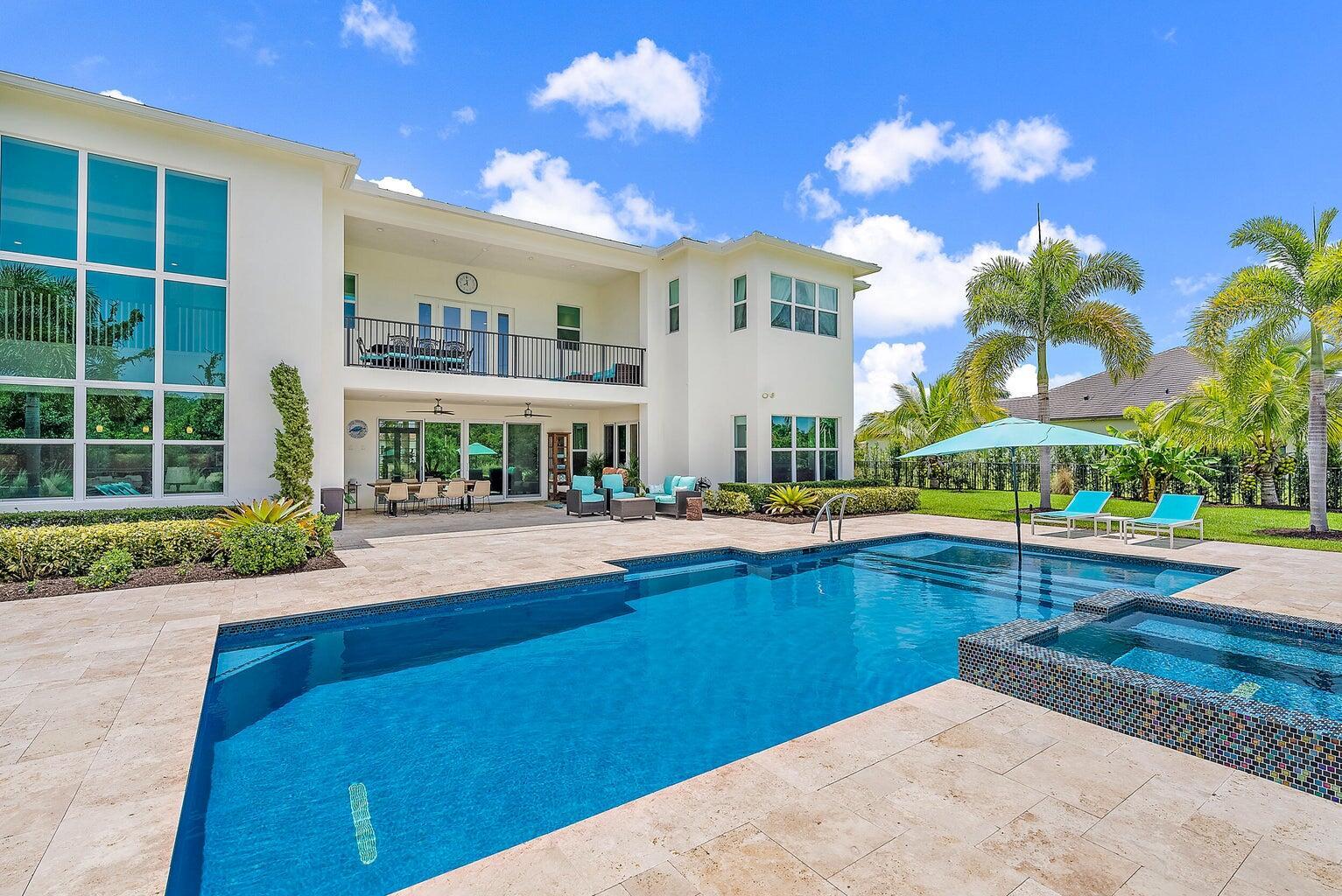 8184 SE Old Plantation Circle