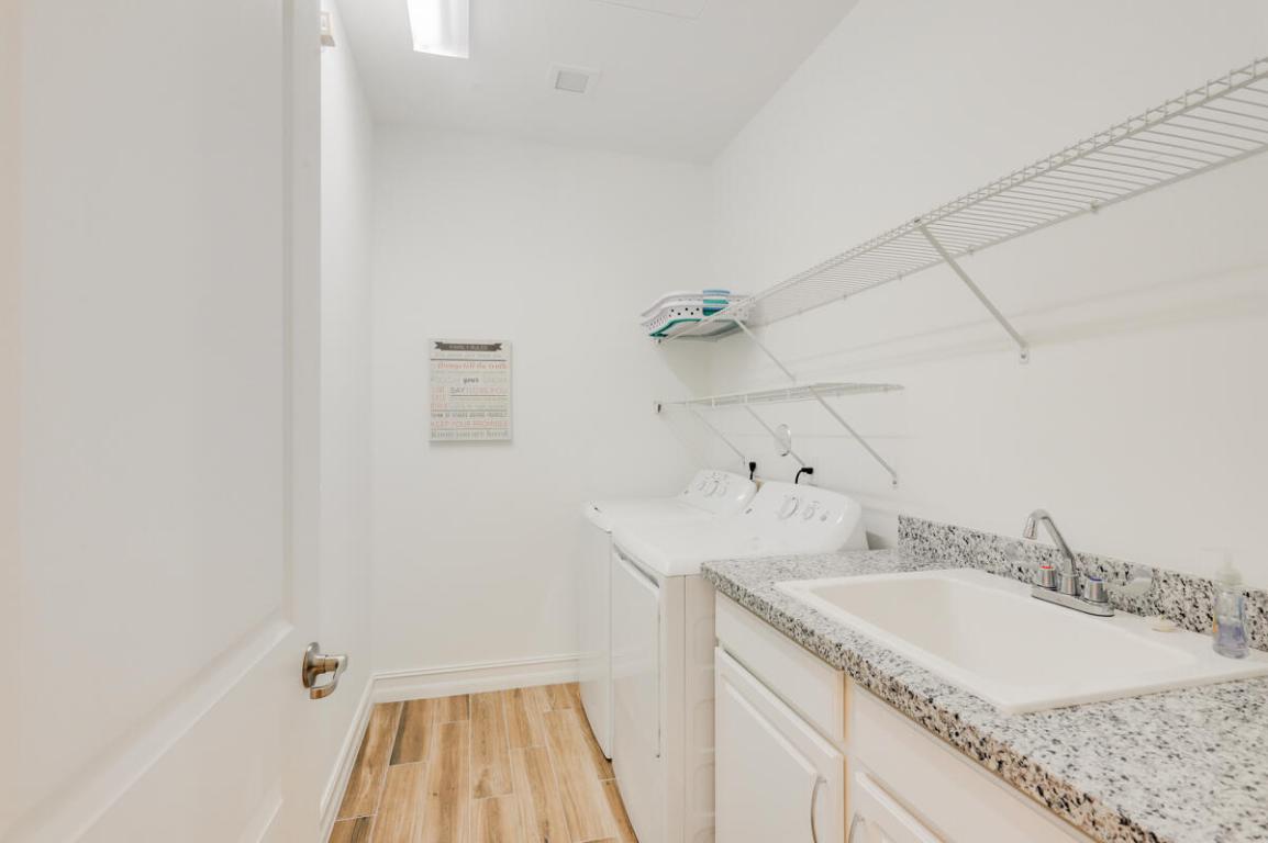 8184 SE Old Plantation Circle