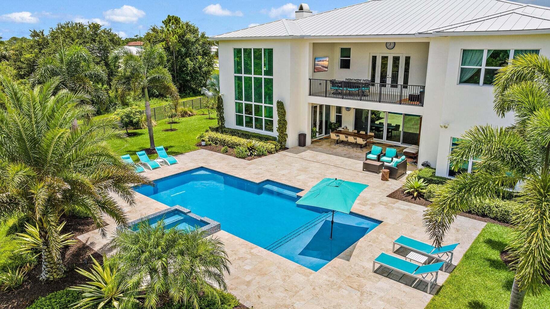 8184 SE Old Plantation Circle
