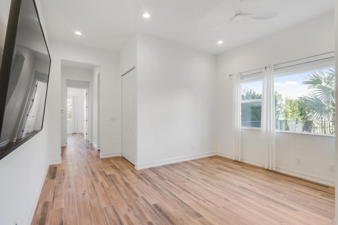 8184 SE Old Plantation Circle