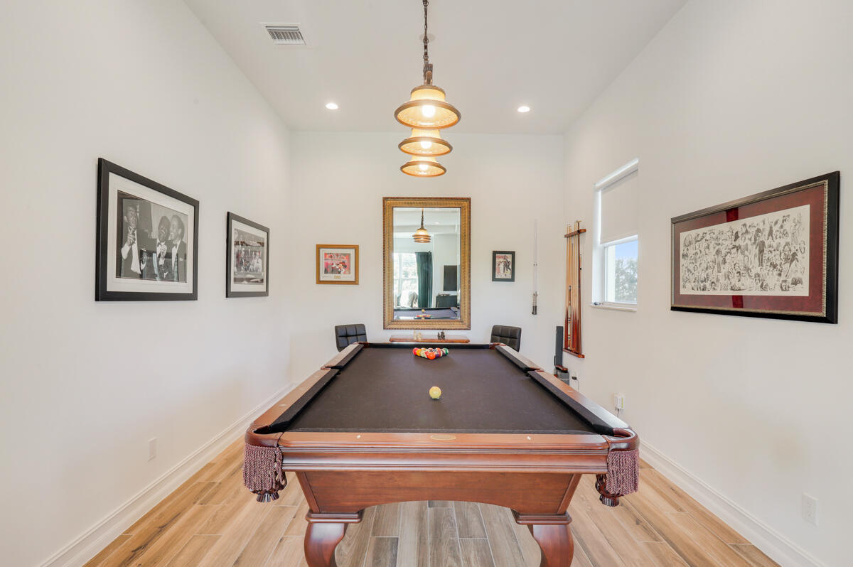 8184 SE Old Plantation Circle