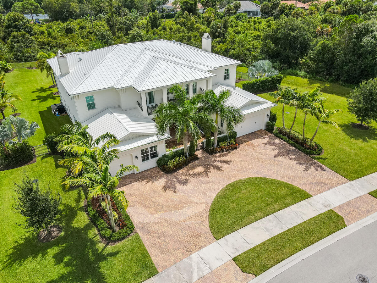 8184 SE Old Plantation Circle