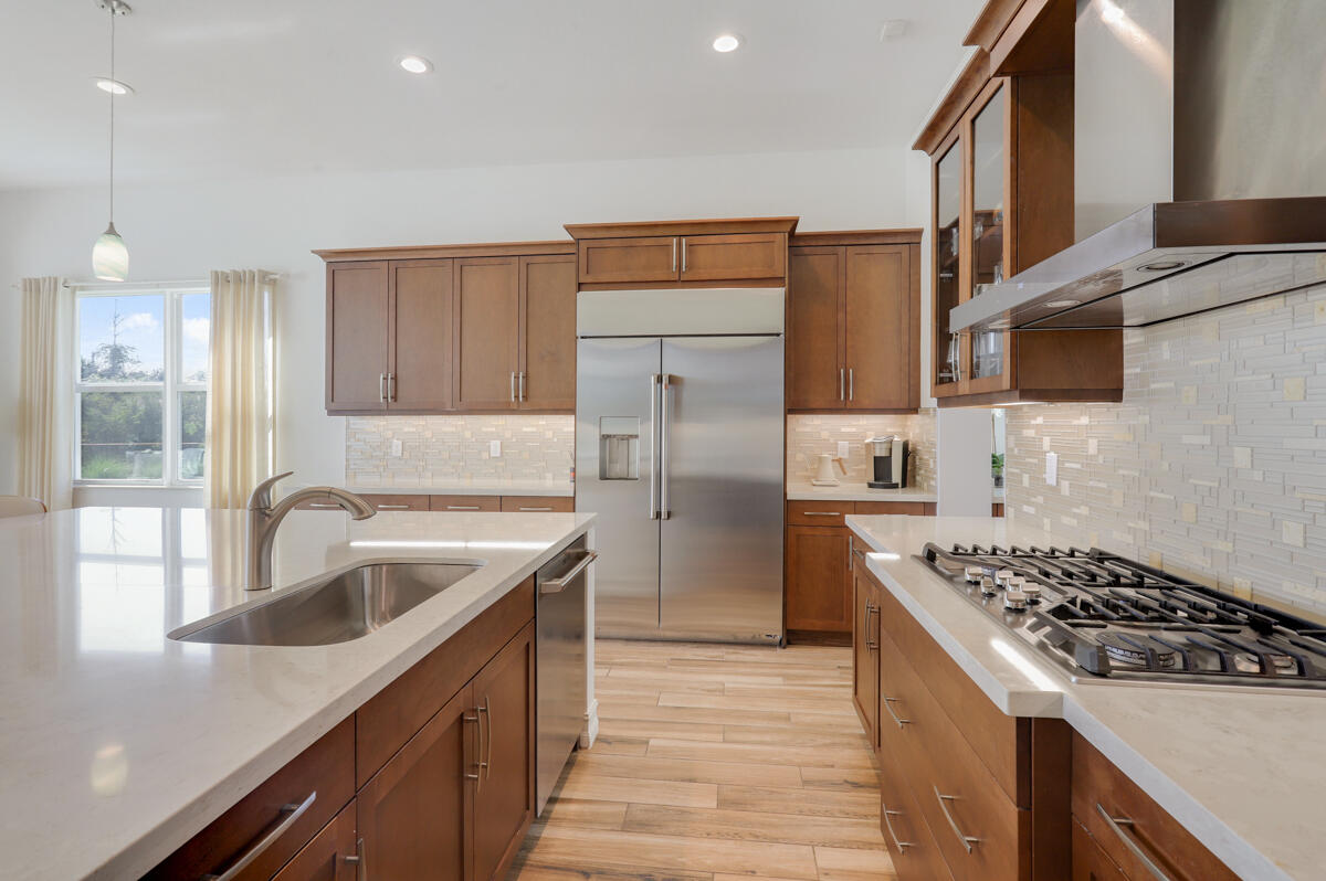 8184 SE Old Plantation Circle