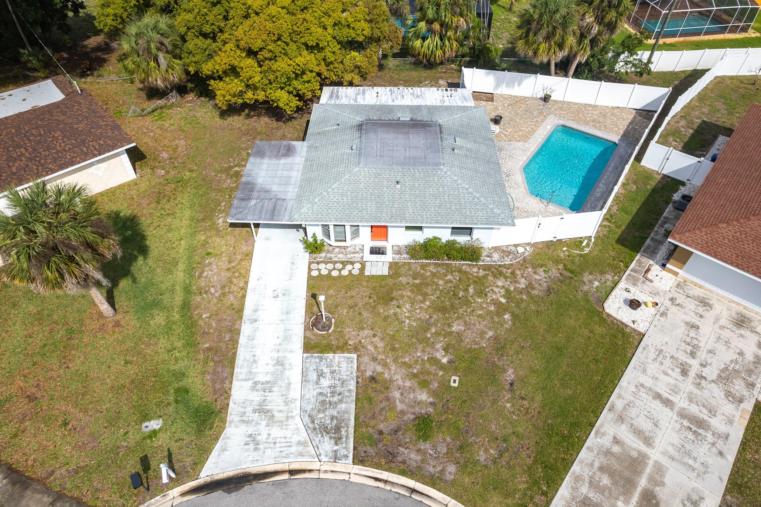 487 Sunnyside Drive