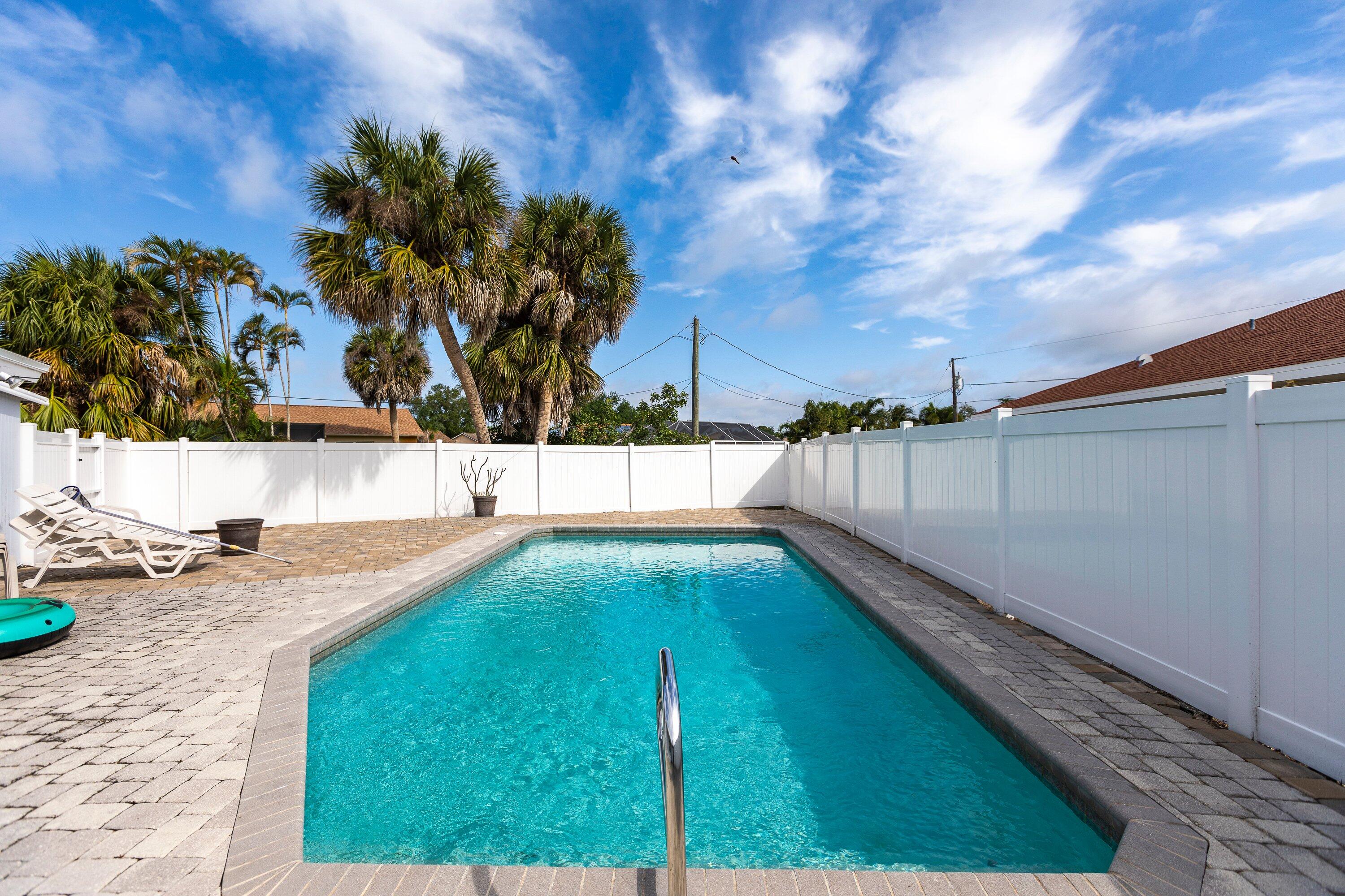 487 Sunnyside Drive