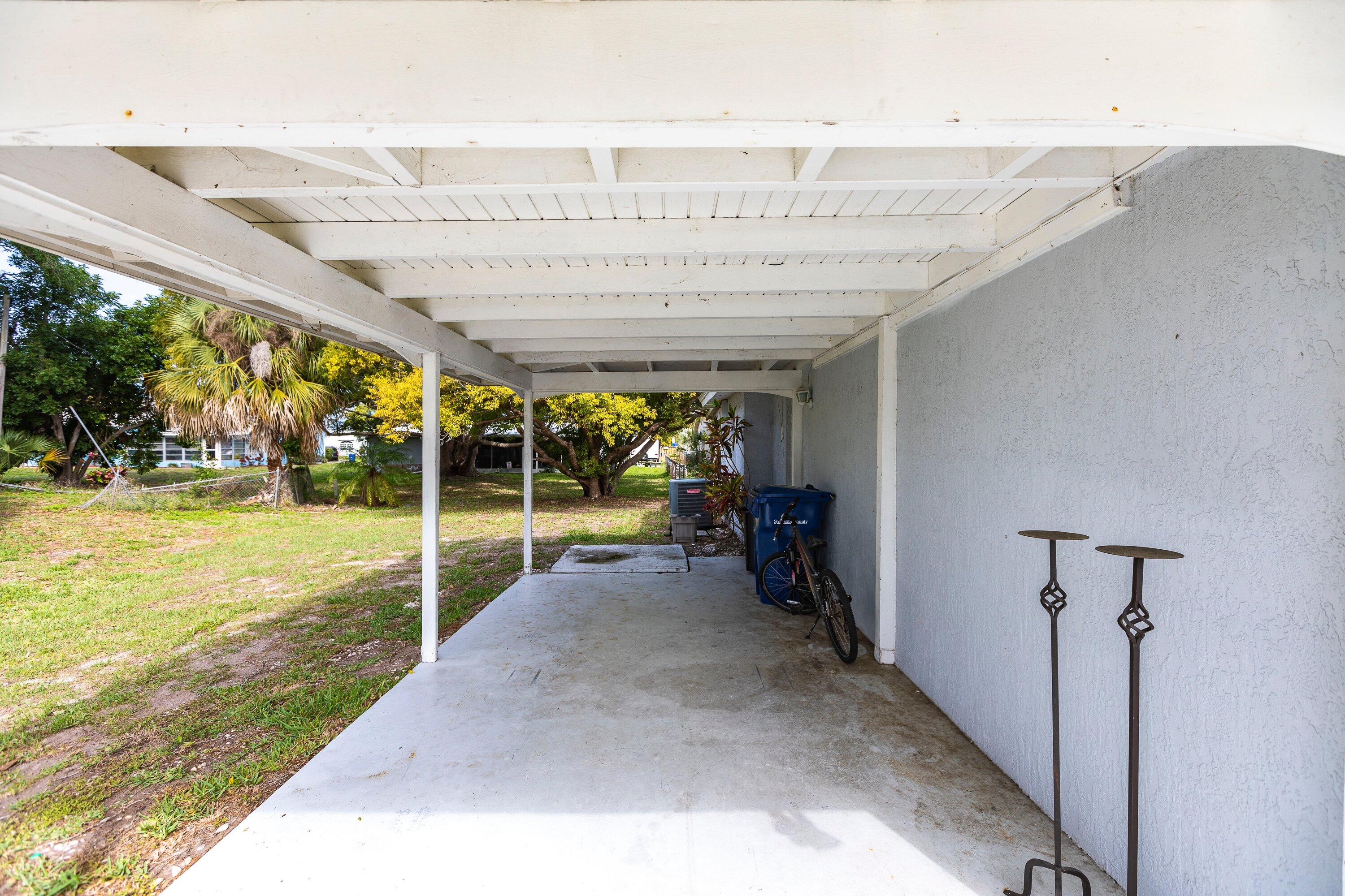 487 Sunnyside Drive