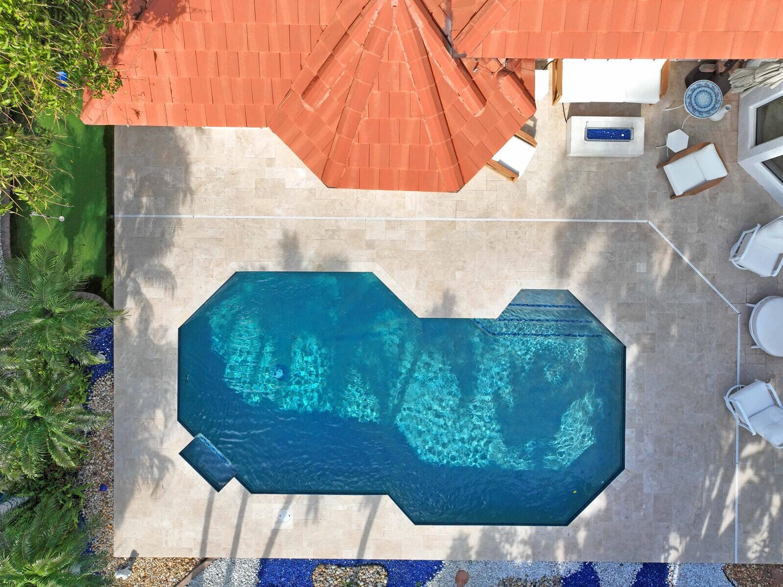 19036 SE Coral Reef Lane