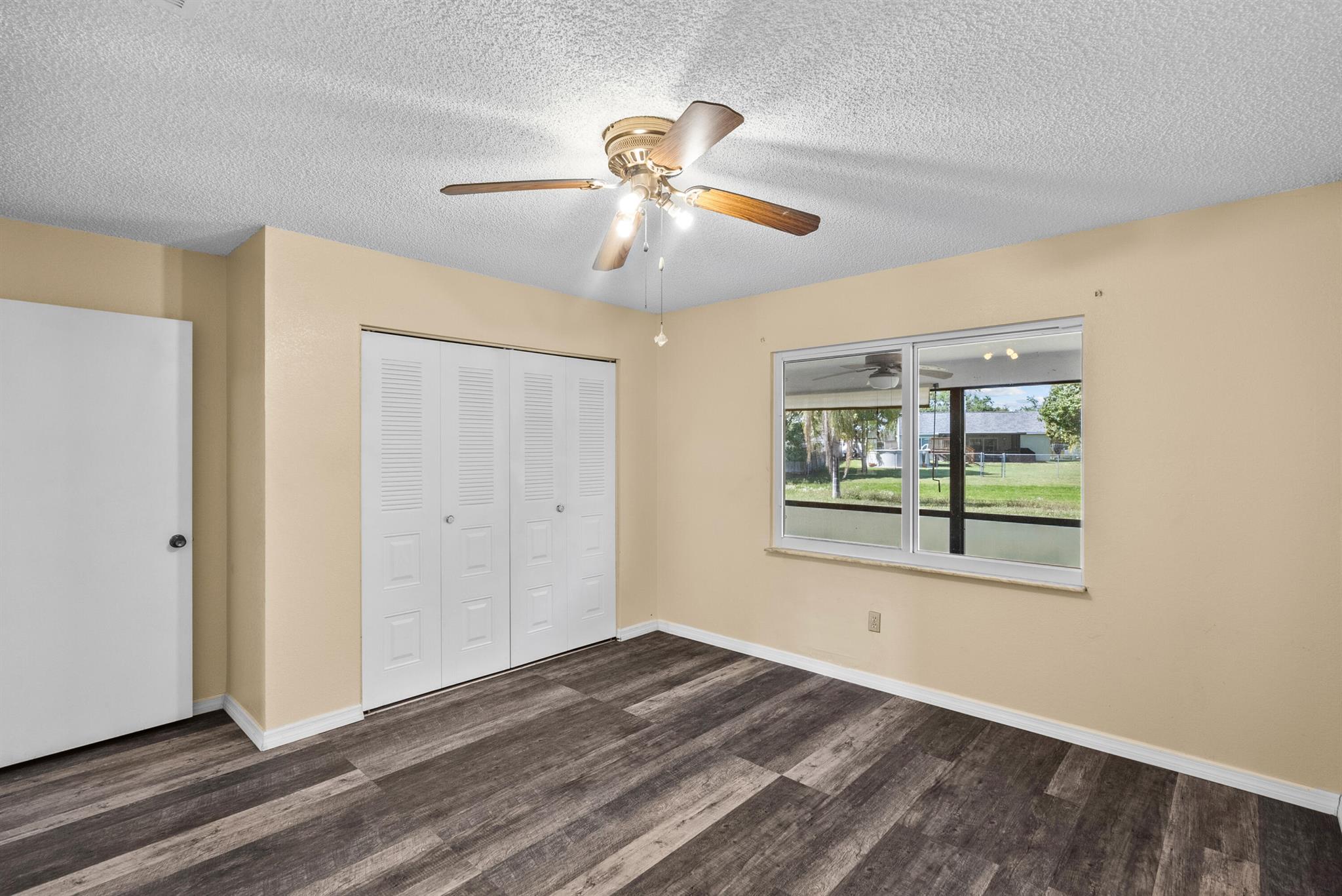 1985 SE West Dunbrooke Circle