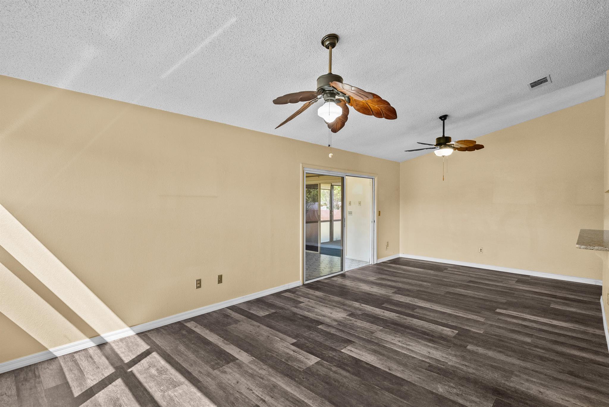 1985 SE West Dunbrooke Circle