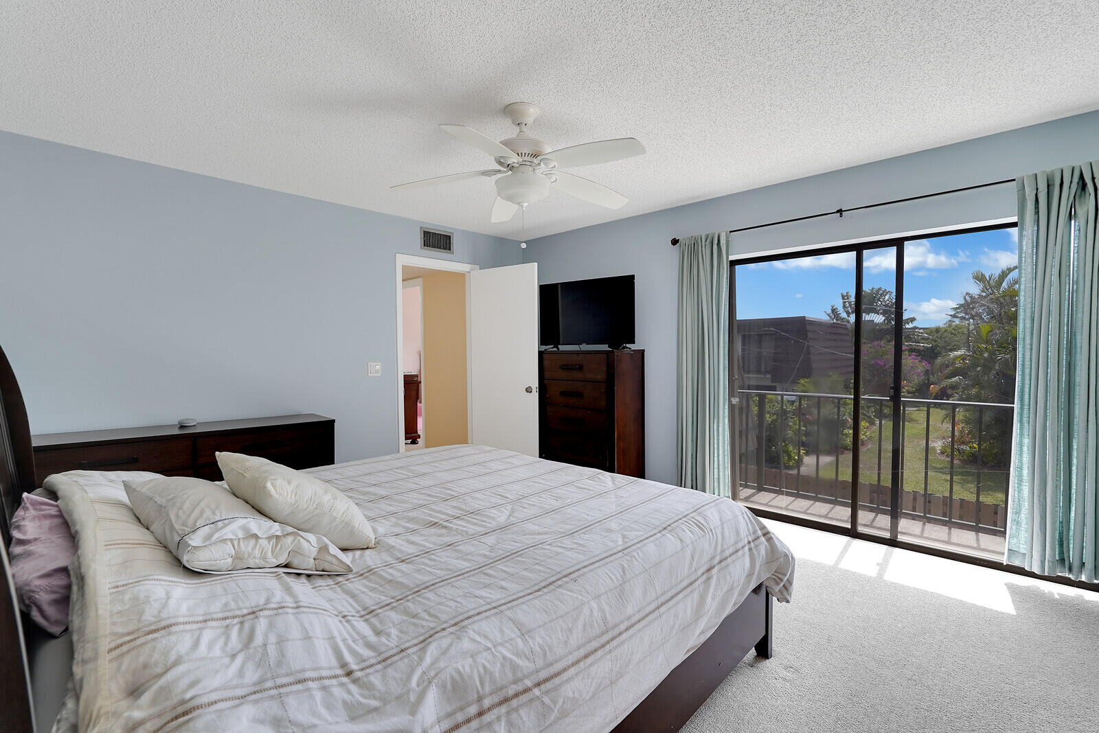 5804 SE Riverboat Drive 302