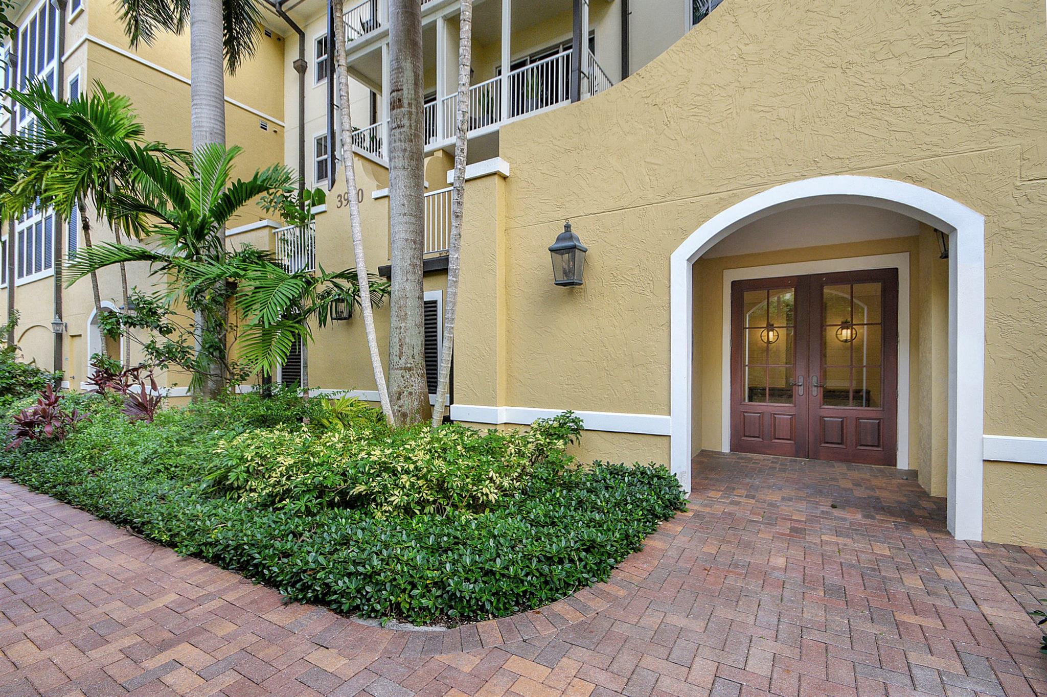 3940 N Flagler Drive N 403