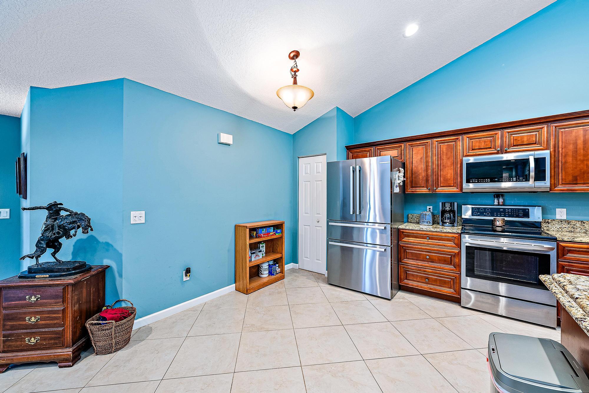 5802 Golden Eagle Circle 20