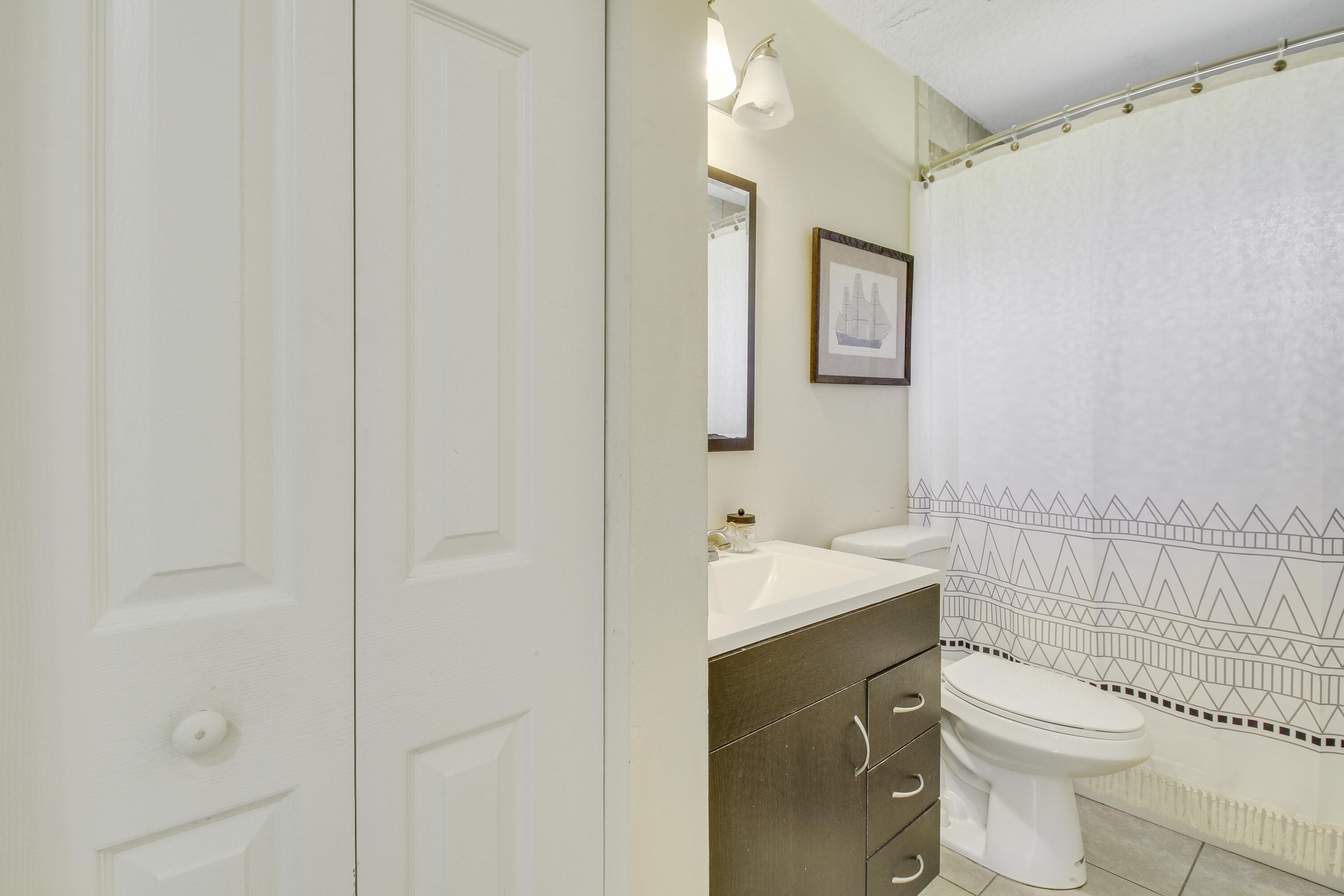 17881 W Alan Black Boulevard