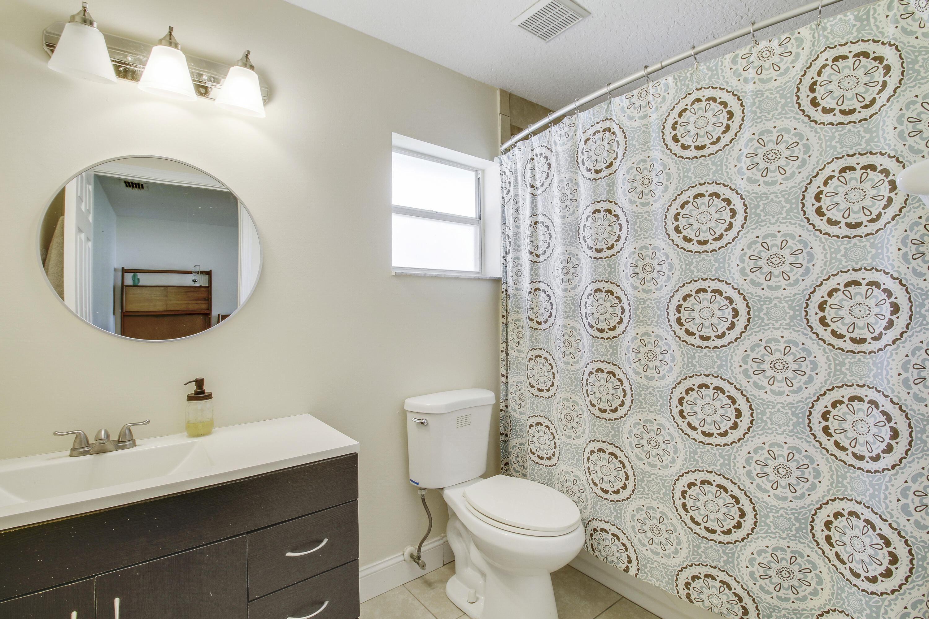 17881 W Alan Black Boulevard