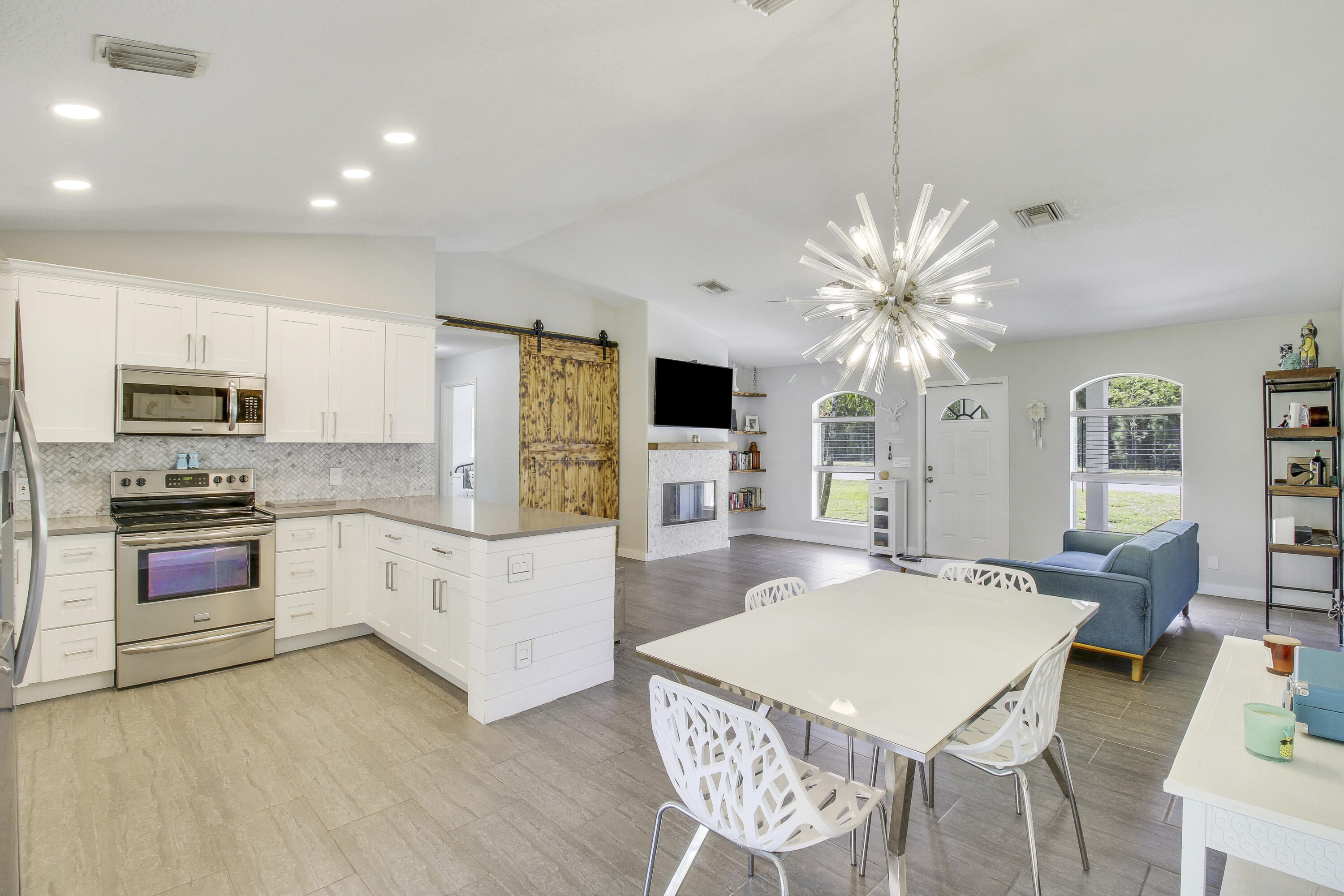 17881 W Alan Black Boulevard