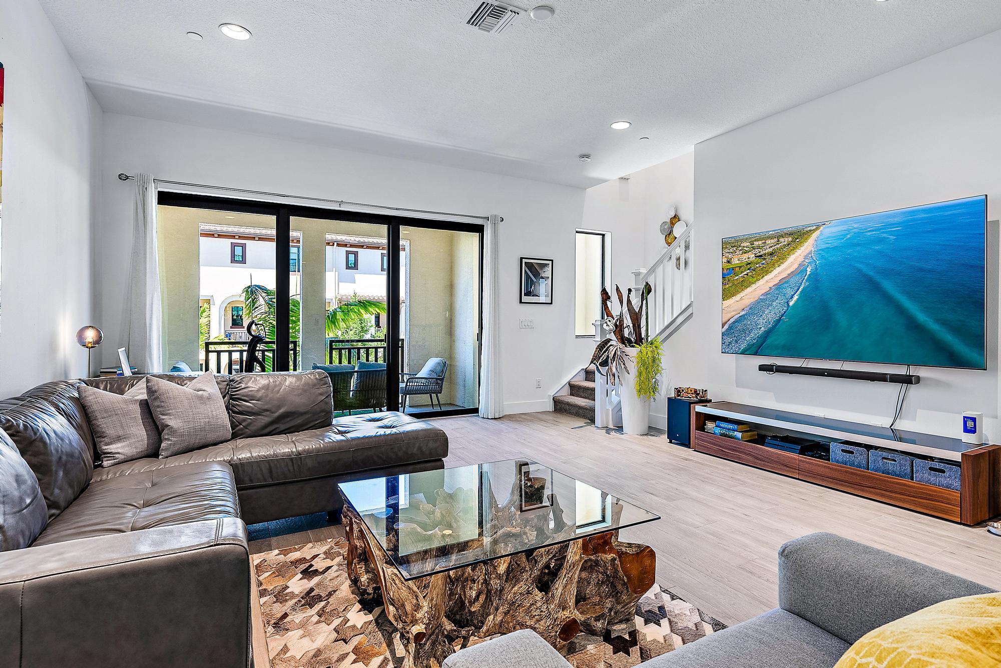5256 Beckman Terrace