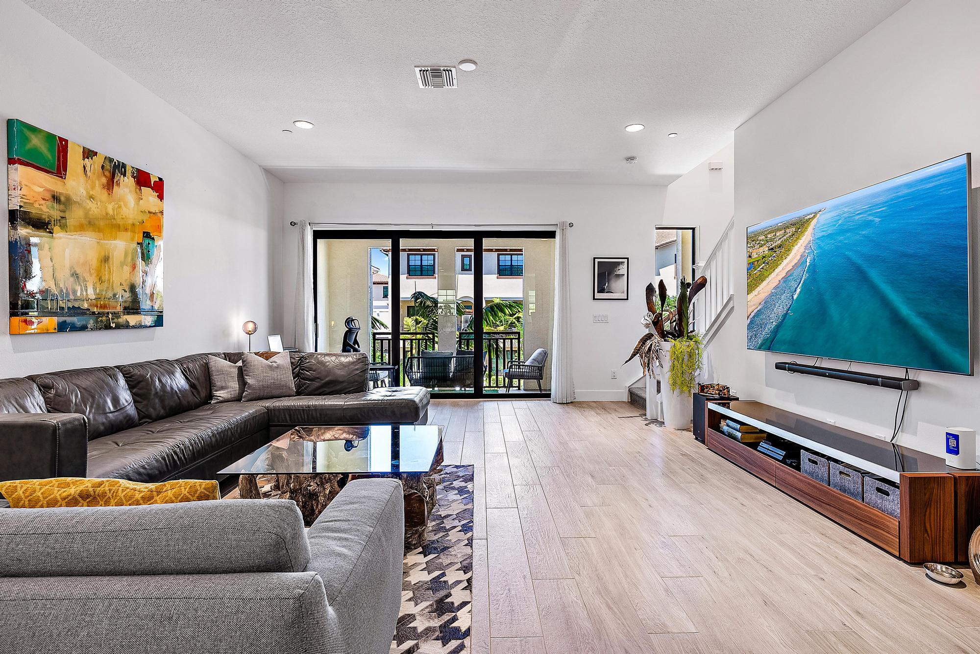 5256 Beckman Terrace