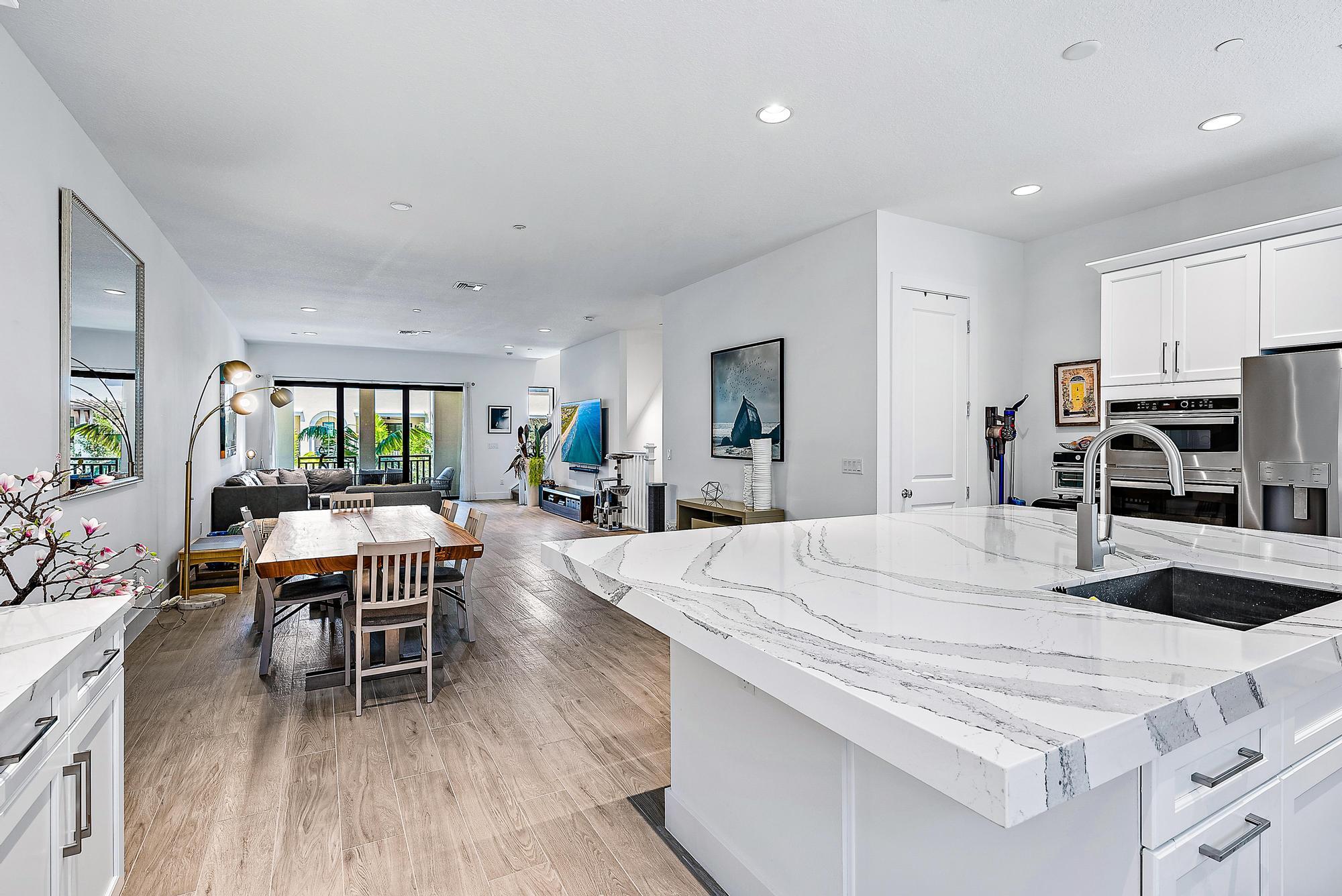 5256 Beckman Terrace