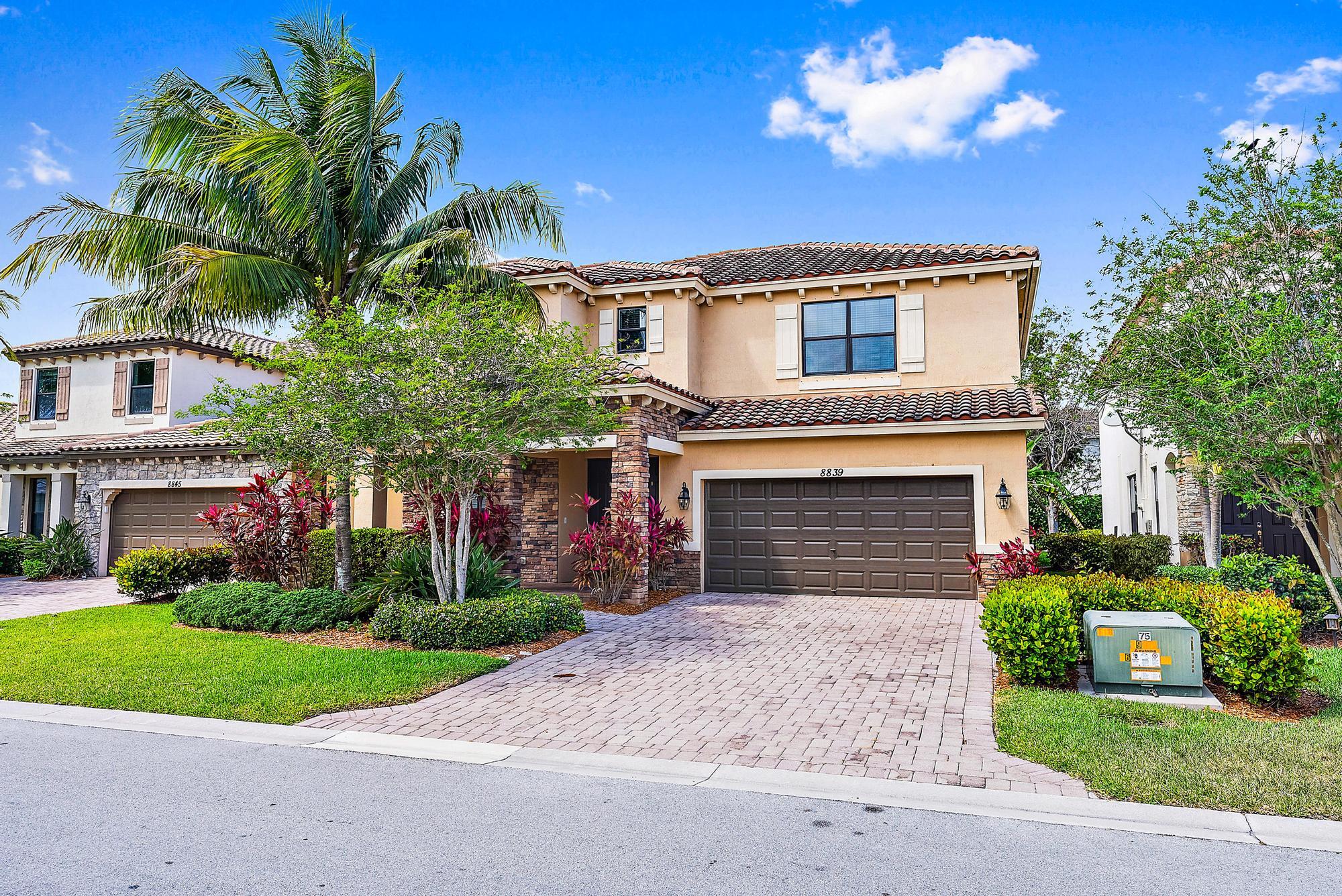 8839 Willow Cove Lane