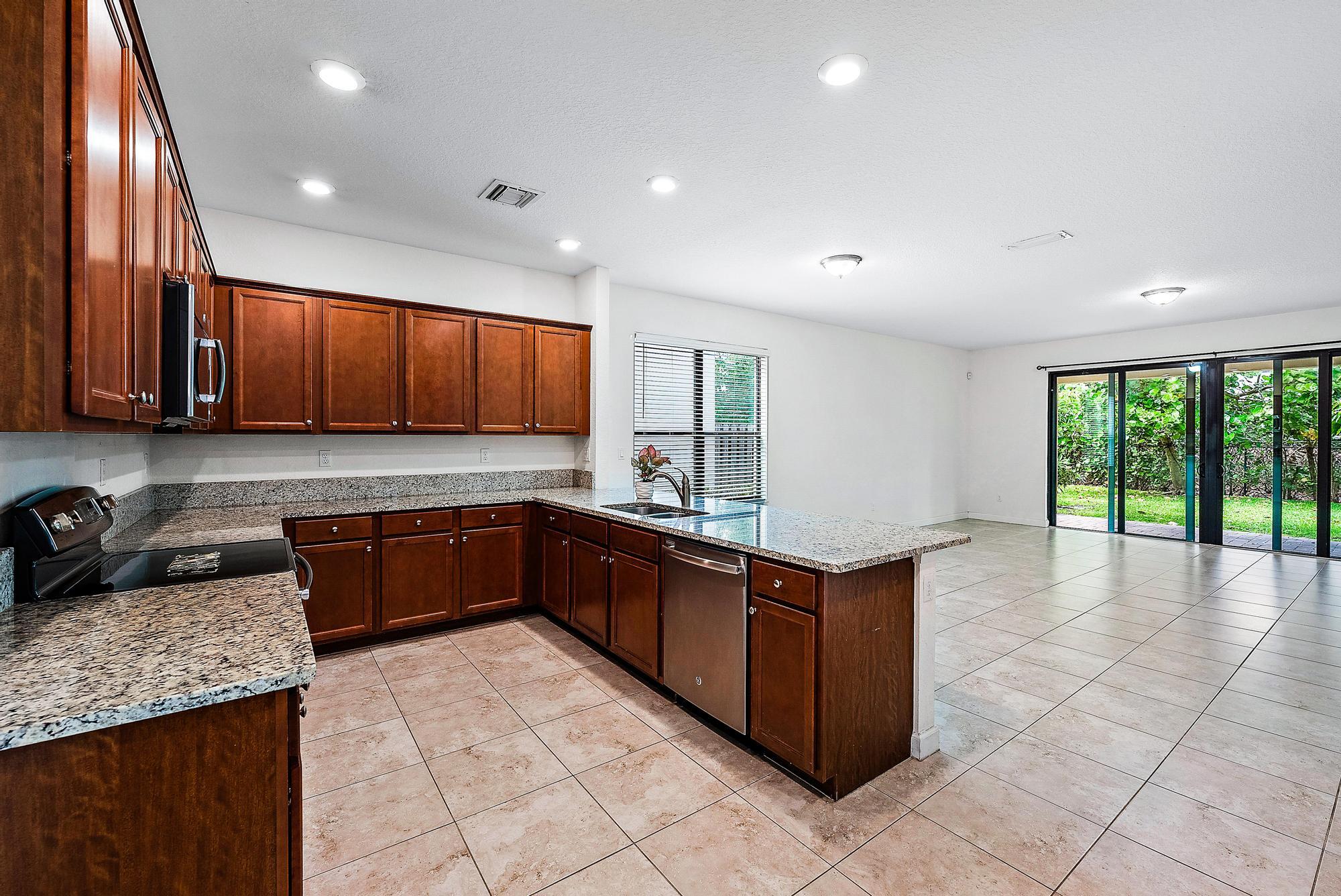 8839 Willow Cove Lane